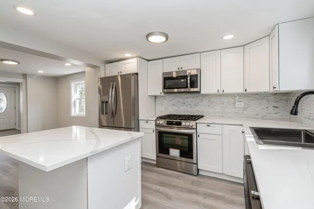 $2,800 | 21 Mathiasen Place, Unit A, Matawan, NJ 07747