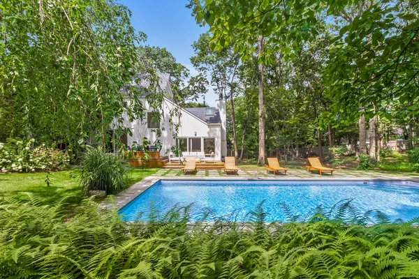 $35,000 | 4 Fox Glove Road, East Hampton, NY 11937