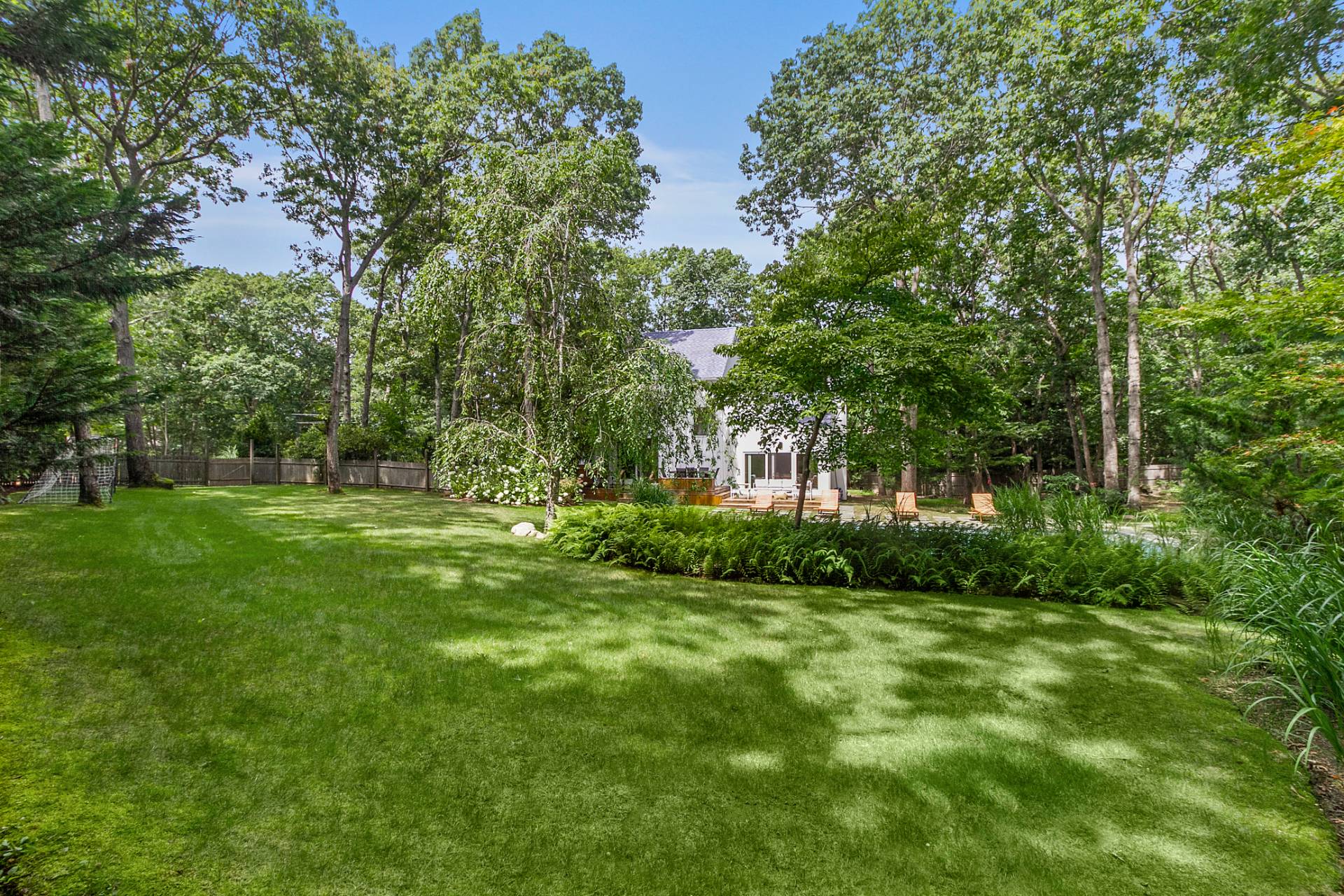 4 Fox Glove Road East Hampton, NY 11937 - Photo 18 of 20