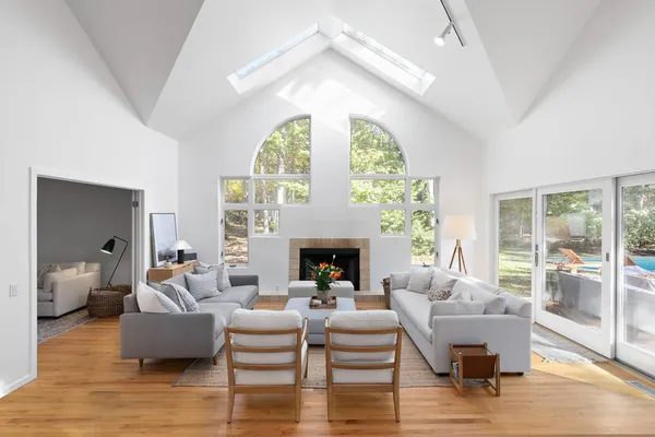 $35,000 | 4 Fox Glove Road, East Hampton, NY 11937