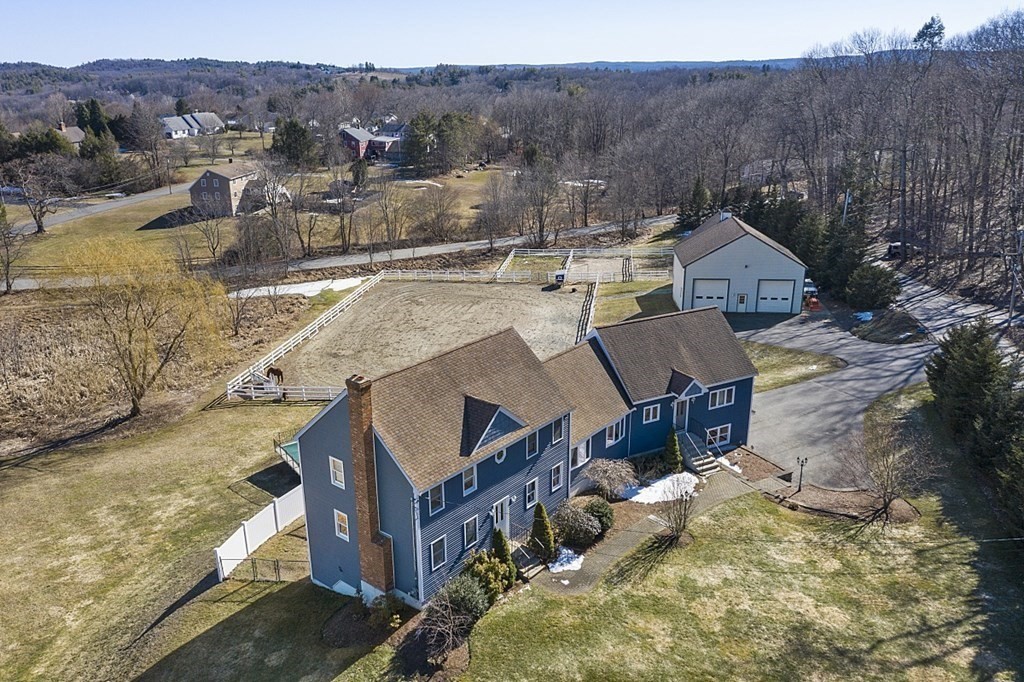 283 Cross Road Leominster, MA 01453 - Photo 1 of 37 Gallery Image 1