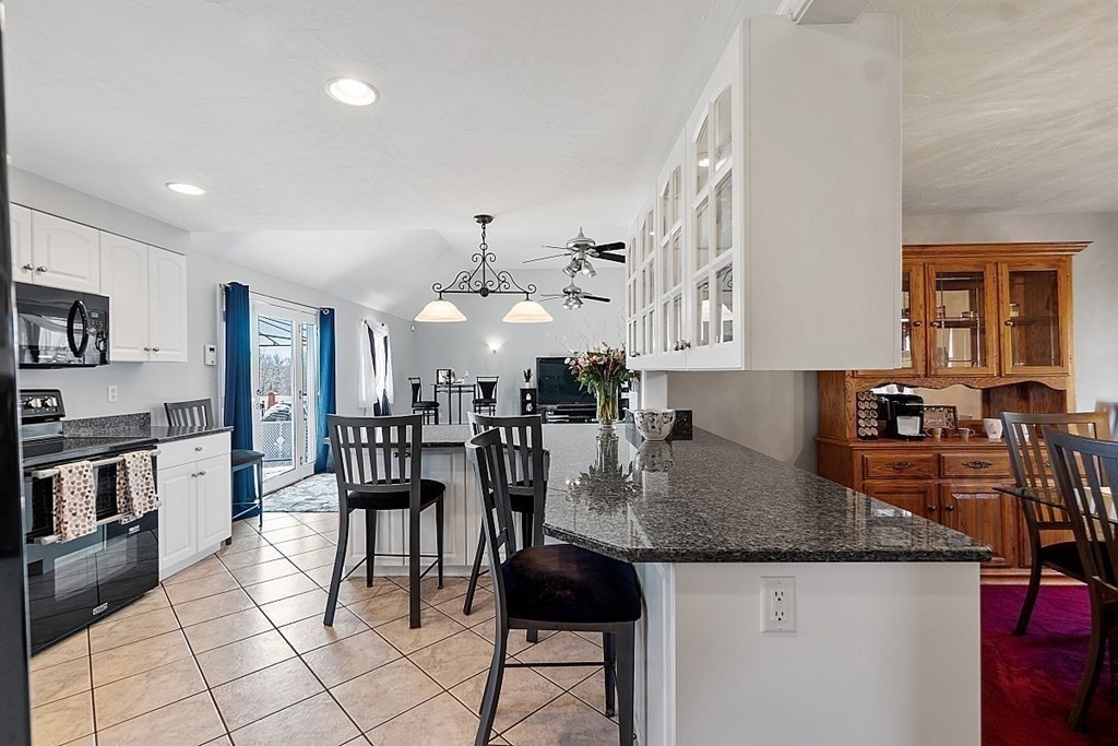 283 Cross Road Leominster, MA 01453 - Photo 12 of 37 Gallery Image 12