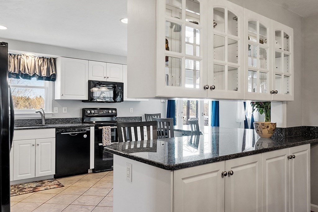 283 Cross Road Leominster, MA 01453 - Photo 31 of 37 Gallery Image 31