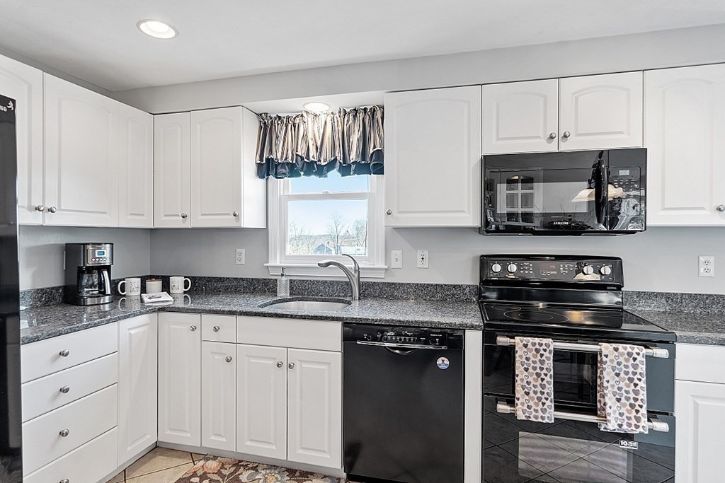 283 Cross Road Leominster, MA 01453 - Photo 32 of 37 Gallery Image 32