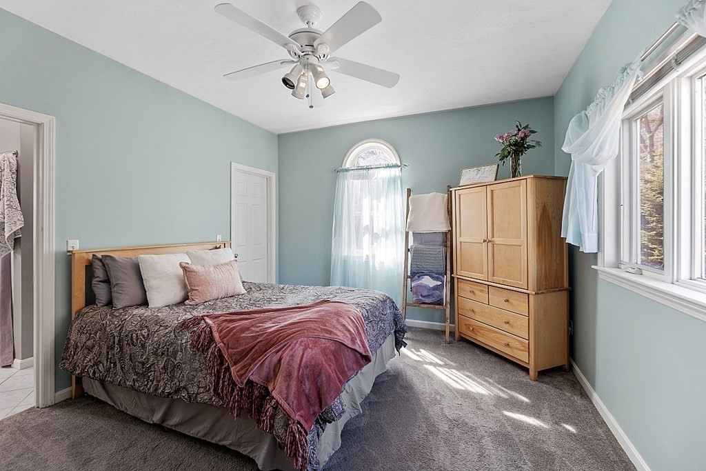 283 Cross Road Leominster, MA 01453 - Photo 7 of 37 Gallery Image 7