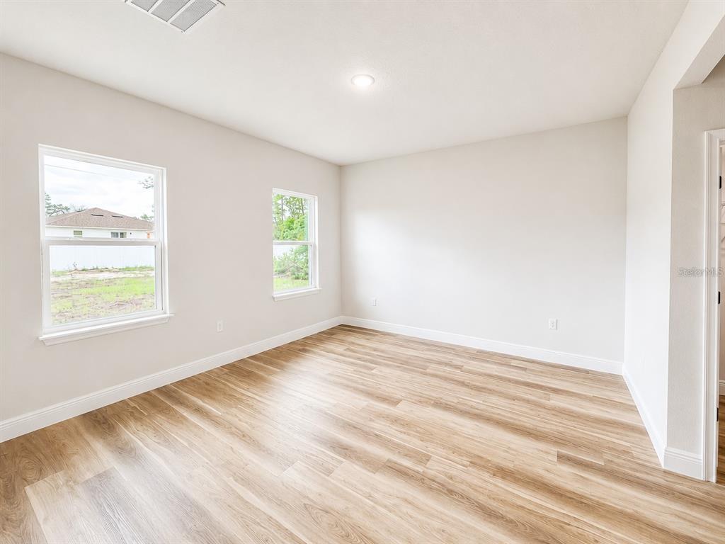 16463 Southwest 55th Court Road Ocala, FL 34473 - Photo 12 of 28 Gallery Image 12