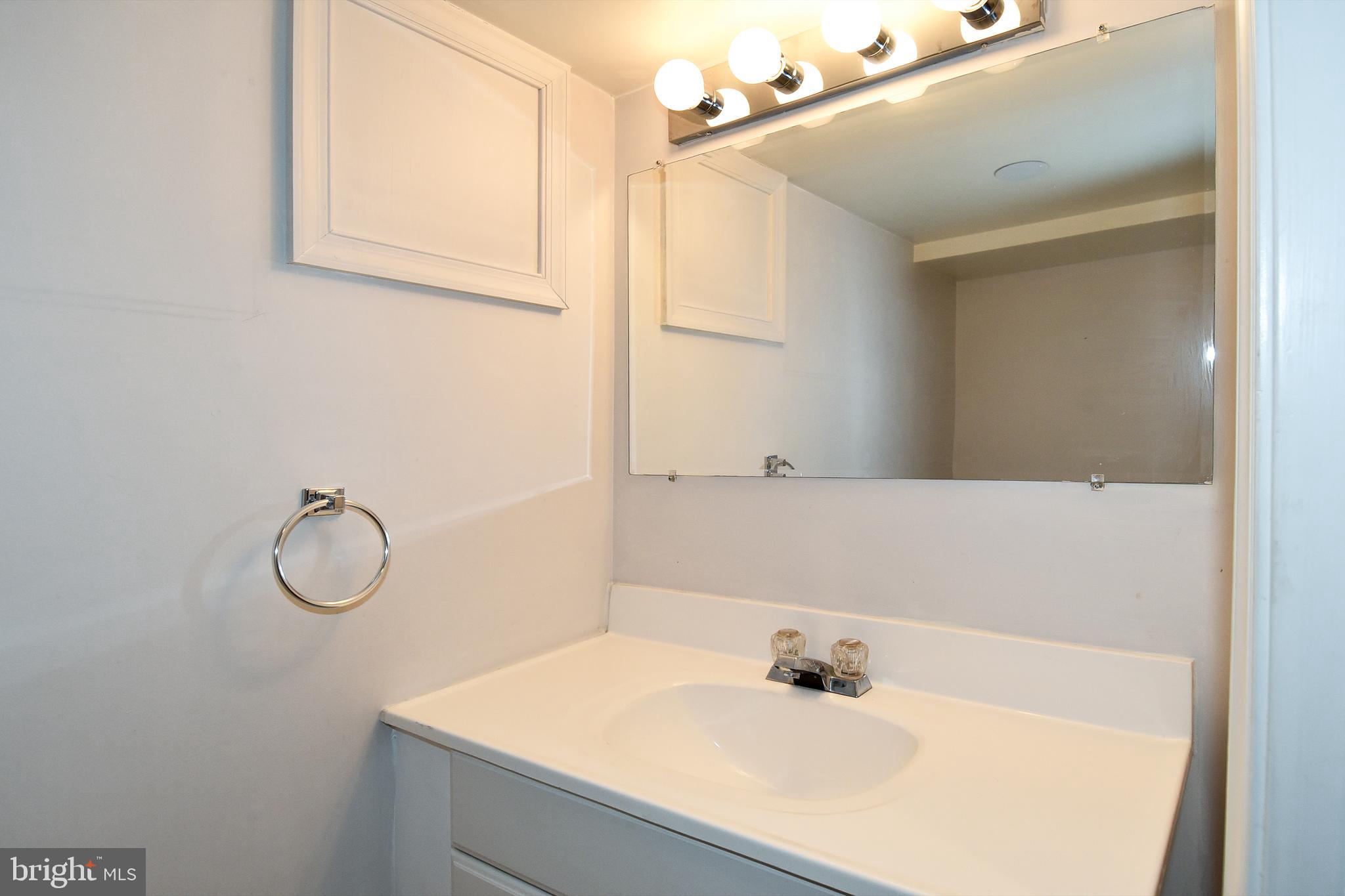 1609 Ruffner Road Alexandria, VA 22302 - Photo 43 of 51