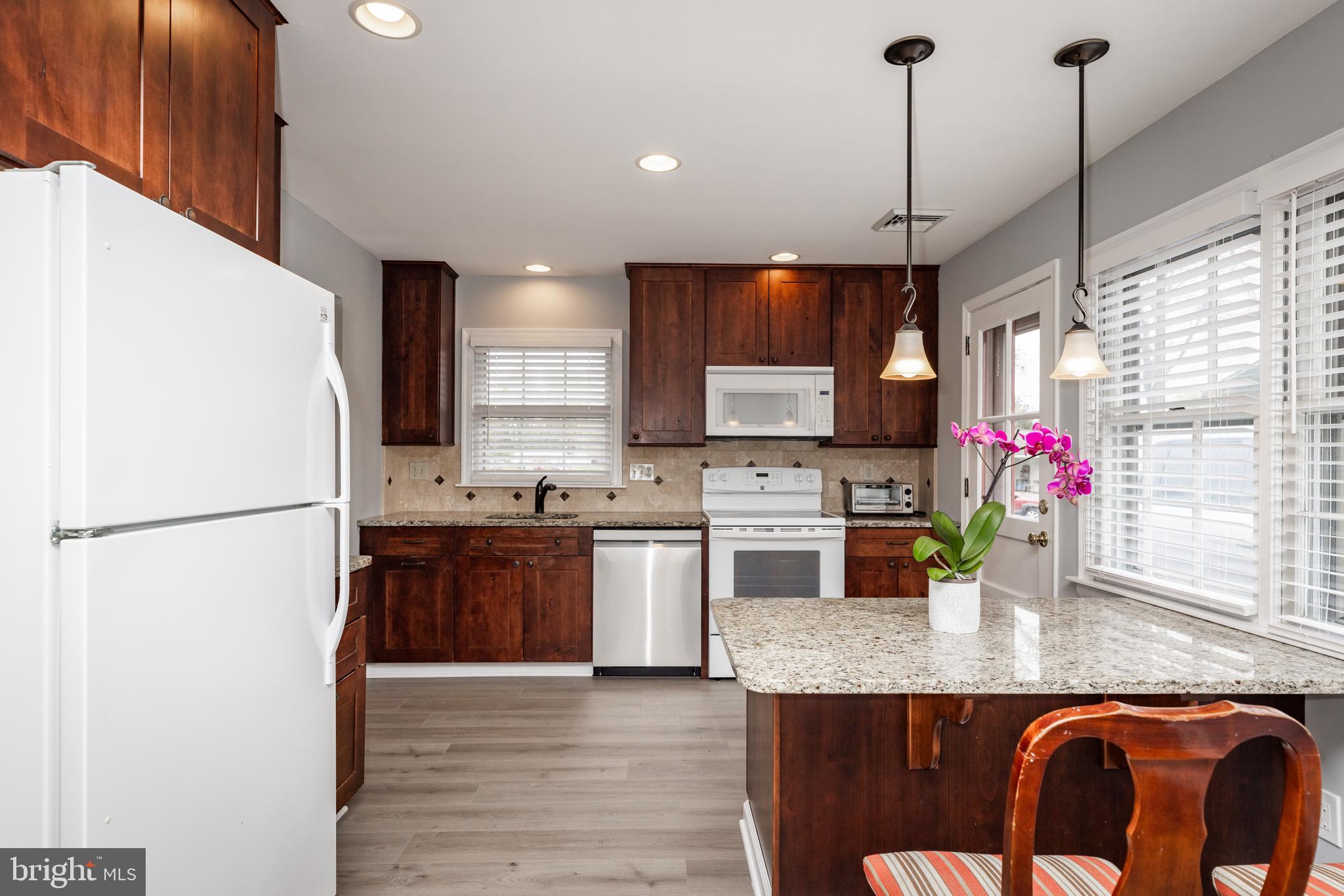 26 Queens Way Newark, DE 19713 - Photo 7 of 30