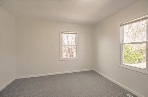 $299,950 | 231 Springdale Avenue, Bonner Springs, KS 66012