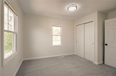 $299,950 | 231 Springdale Avenue, Bonner Springs, KS 66012