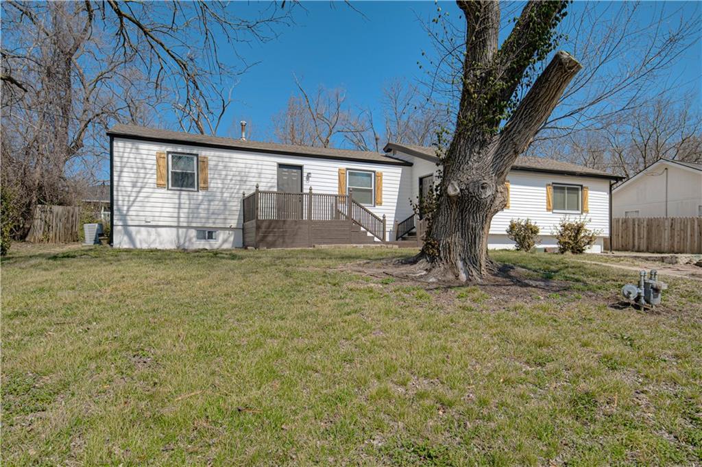 231 Springdale Avenue Bonner Springs, KS 66012 - Photo 25 of 30
