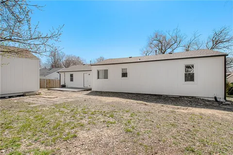 $299,950 | 231 Springdale Avenue, Bonner Springs, KS 66012