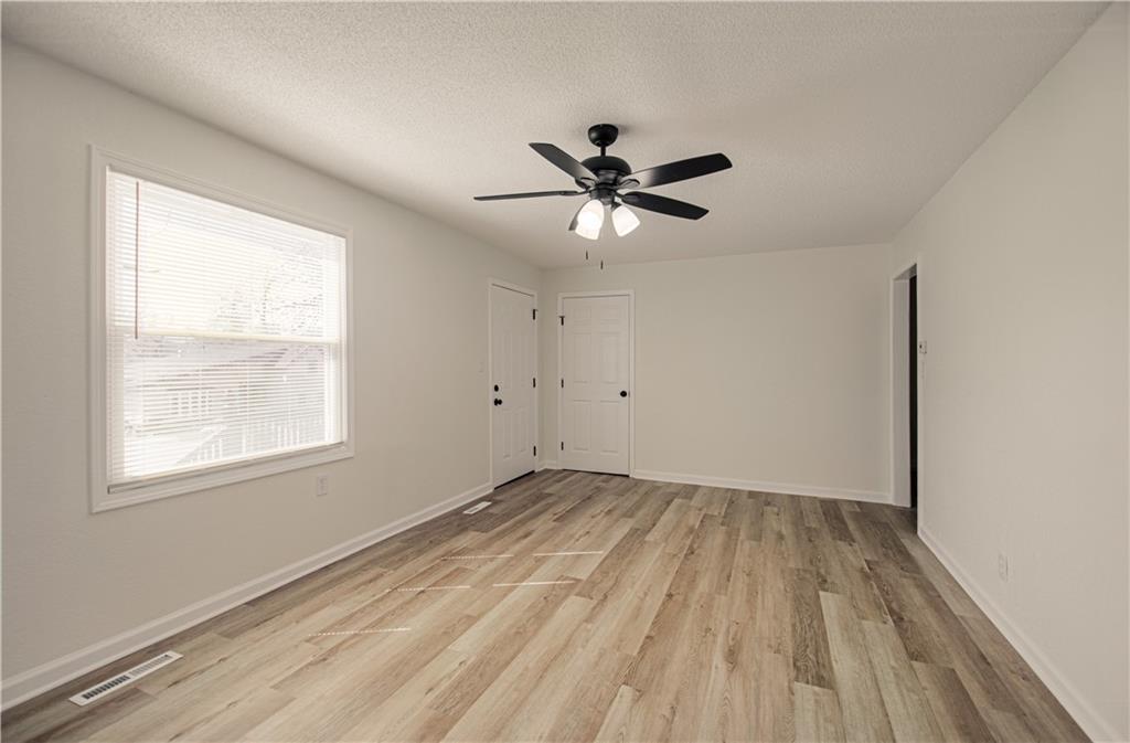 231 Springdale Avenue Bonner Springs, KS 66012 - Photo 5 of 30