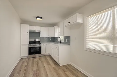 $299,950 | 231 Springdale Avenue, Bonner Springs, KS 66012