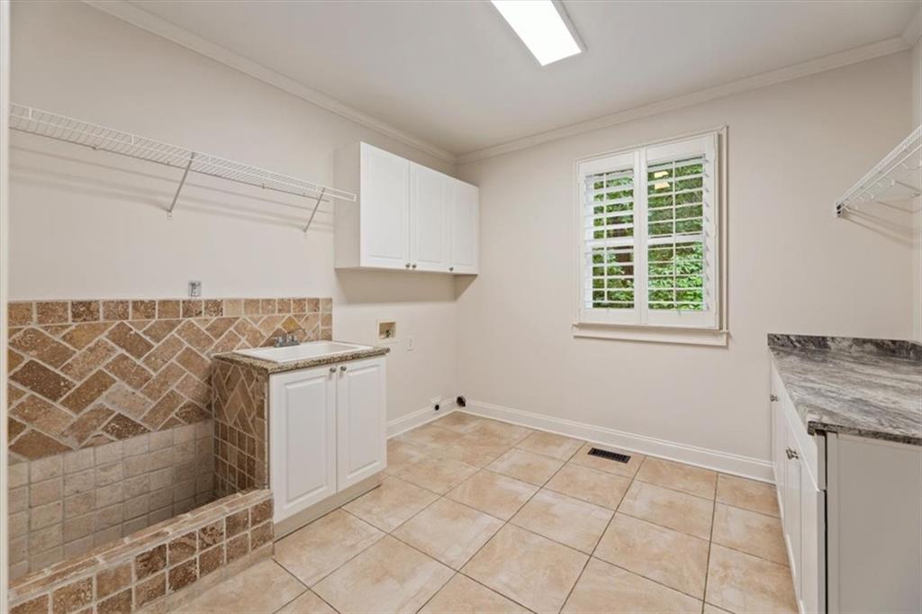 392 Lum Crowe Road Roswell, GA 30075 - Photo 45 of 108