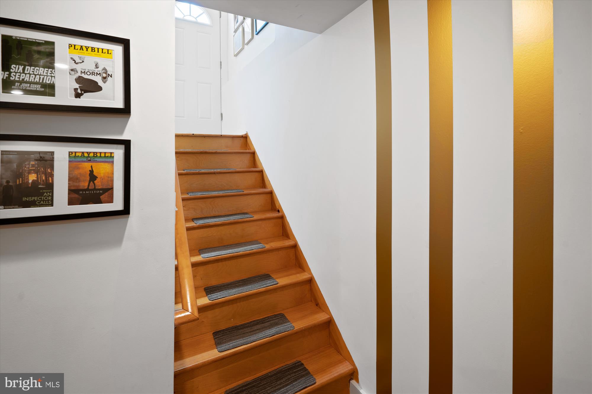 6603 Stanton Road Hyattsville, MD 20784 - Photo 25 of 33 Stairs to lower level