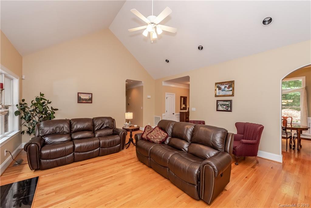 1402 Doe Ridge Lane, Unit 73 Fort Mill, SC 29715 - Photo 12 of 34 Gallery Image 12