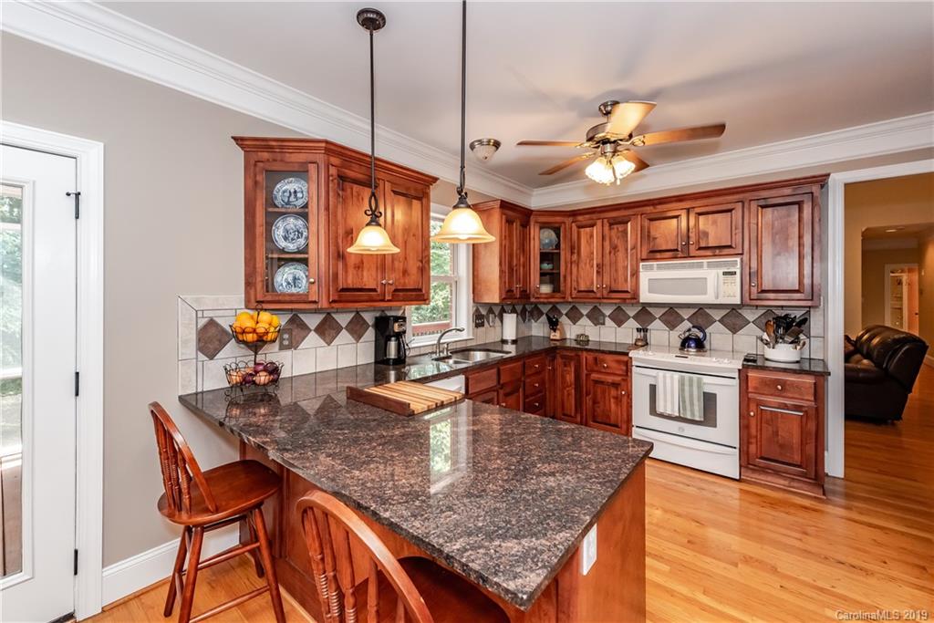 1402 Doe Ridge Lane, Unit 73 Fort Mill, SC 29715 - Photo 13 of 34 Gallery Image 13
