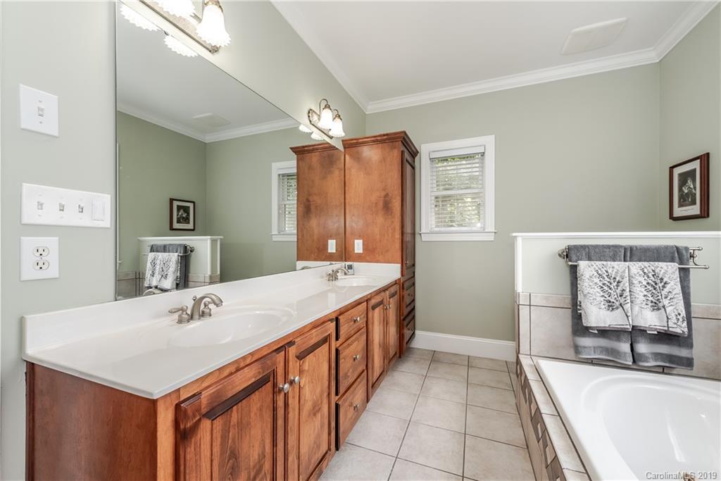 1402 Doe Ridge Lane, Unit 73 Fort Mill, SC 29715 - Photo 23 of 34 Gallery Image 23