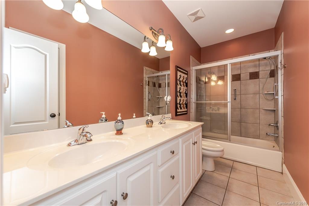 1402 Doe Ridge Lane, Unit 73 Fort Mill, SC 29715 - Photo 25 of 34 Gallery Image 25