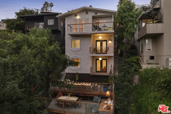 $1,295,000 | 544 Dove Drive, Los Angeles, CA 90065