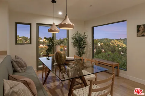 $1,295,000 | 544 Dove Drive, Los Angeles, CA 90065
