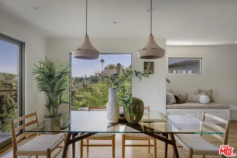 $1,295,000 | 544 Dove Drive, Los Angeles, CA 90065