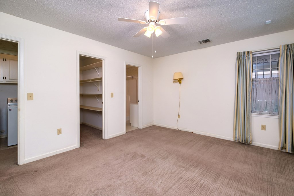 321 West Calhoun Street, Unit B Sumter, SC 29150 - Photo 6 of 7 Gallery Image 6