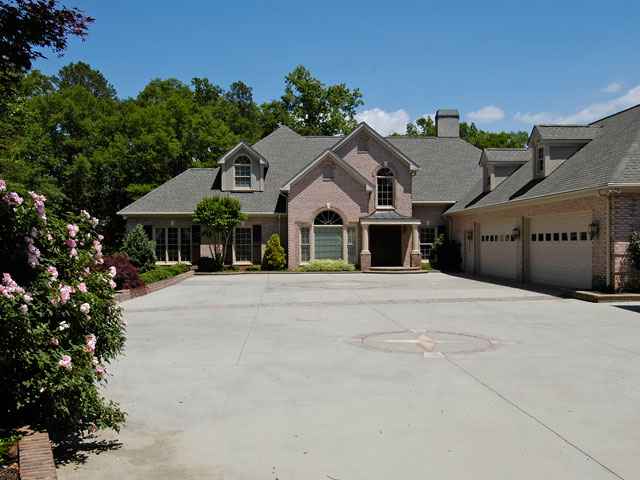 1141 Cherokee Road Townville, SC 29689 - Photo 1 of 25 Gallery Image 1