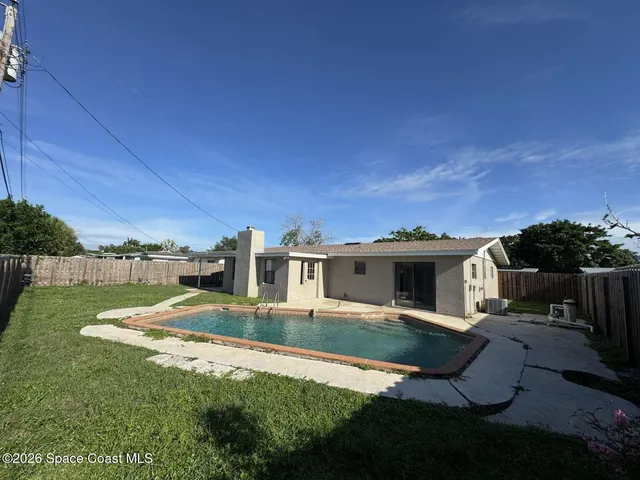 $2,175 | 1895 Wallace Avenue, Melbourne, FL 32935