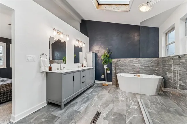 $270,000 | 810 North 16th Street, North Apollo, PA 15673