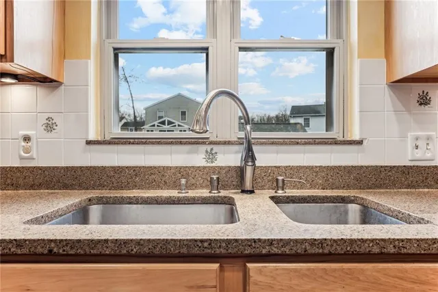 $270,000 | 810 North 16th Street, North Apollo, PA 15673