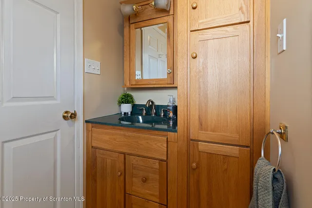 $399,000 | 129 East Saylor Avenue, Wilkes Barre, PA 18702