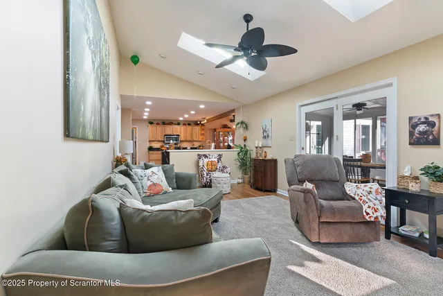 $399,000 | 129 East Saylor Avenue, Wilkes Barre, PA 18702