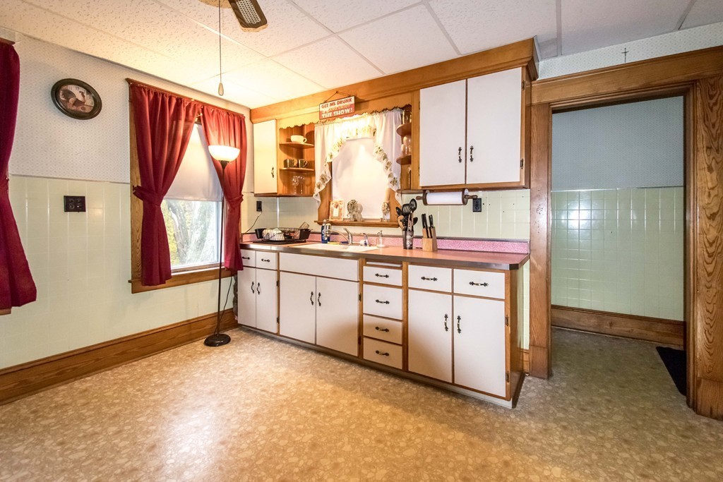 3121 Boston Road Wilbraham, MA 01095 - Photo 7 of 18