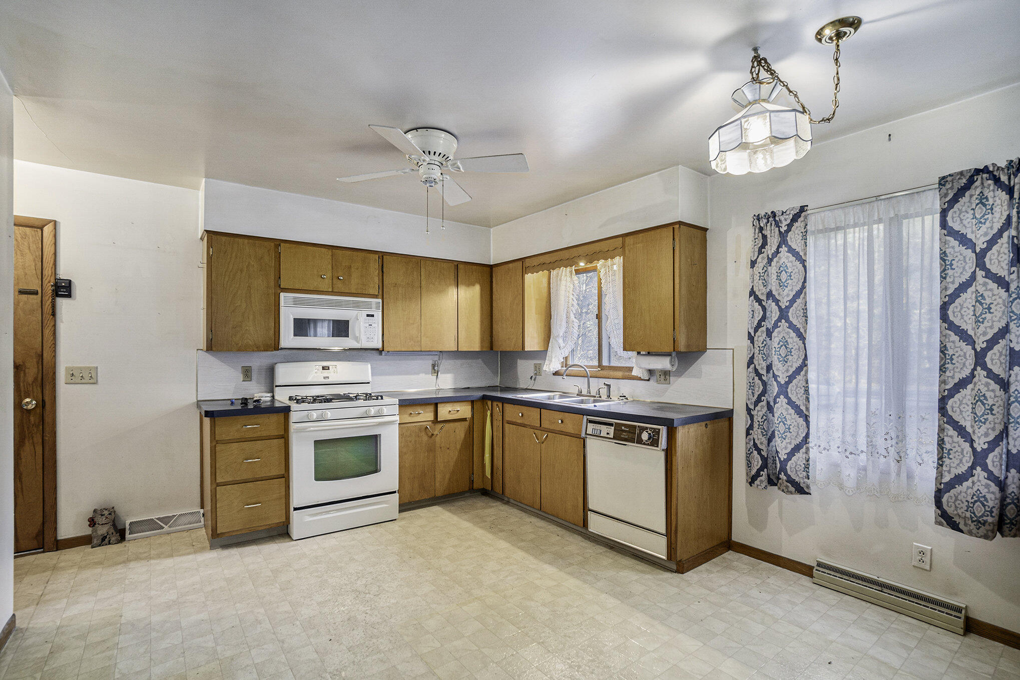 3285 West Winston Road Rothbury, MI 49452 - Photo 8 of 19 008_dsc07189