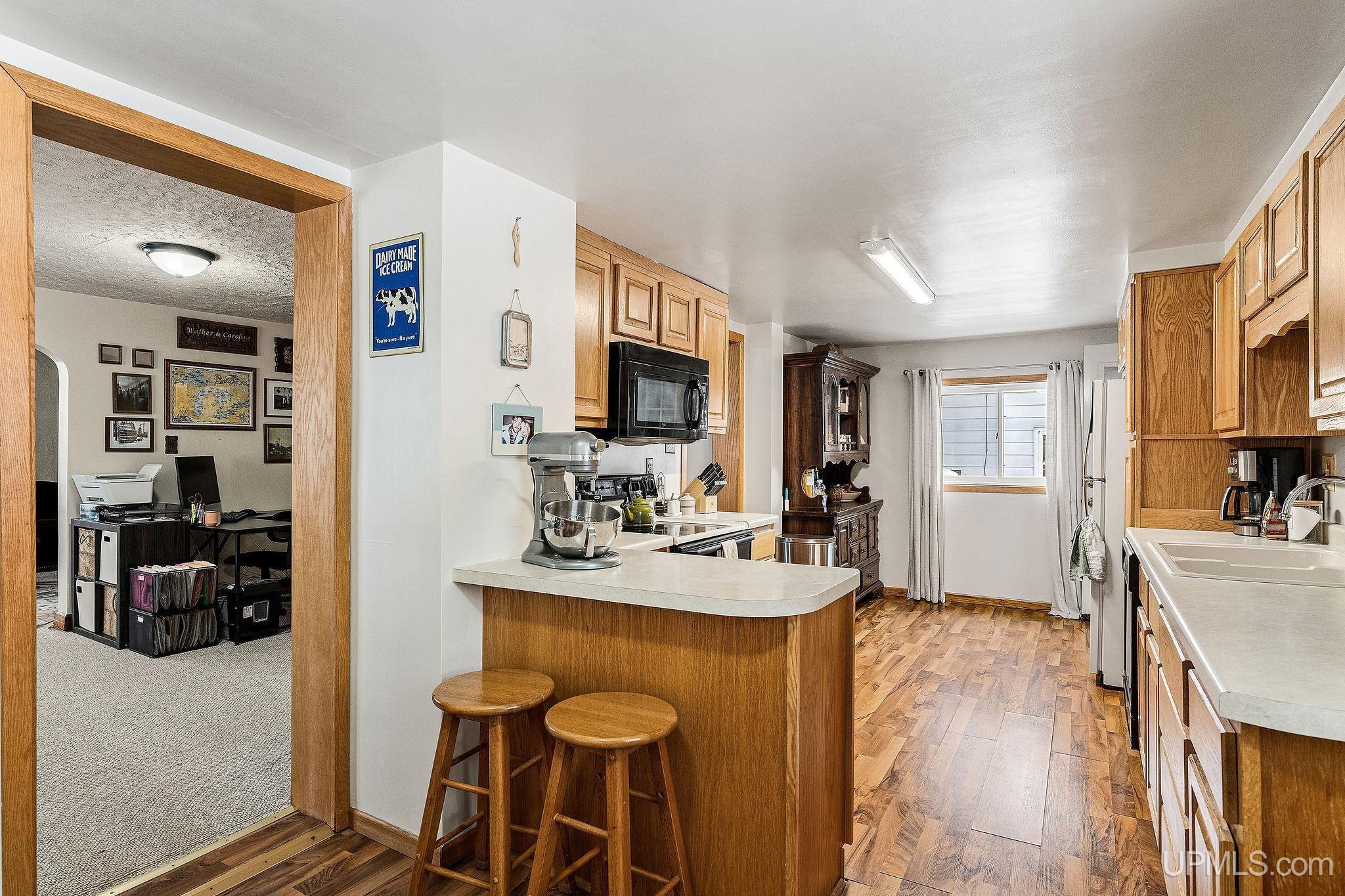 312 West Ridge Street Ishpeming, MI 49849 - Photo 8 of 39