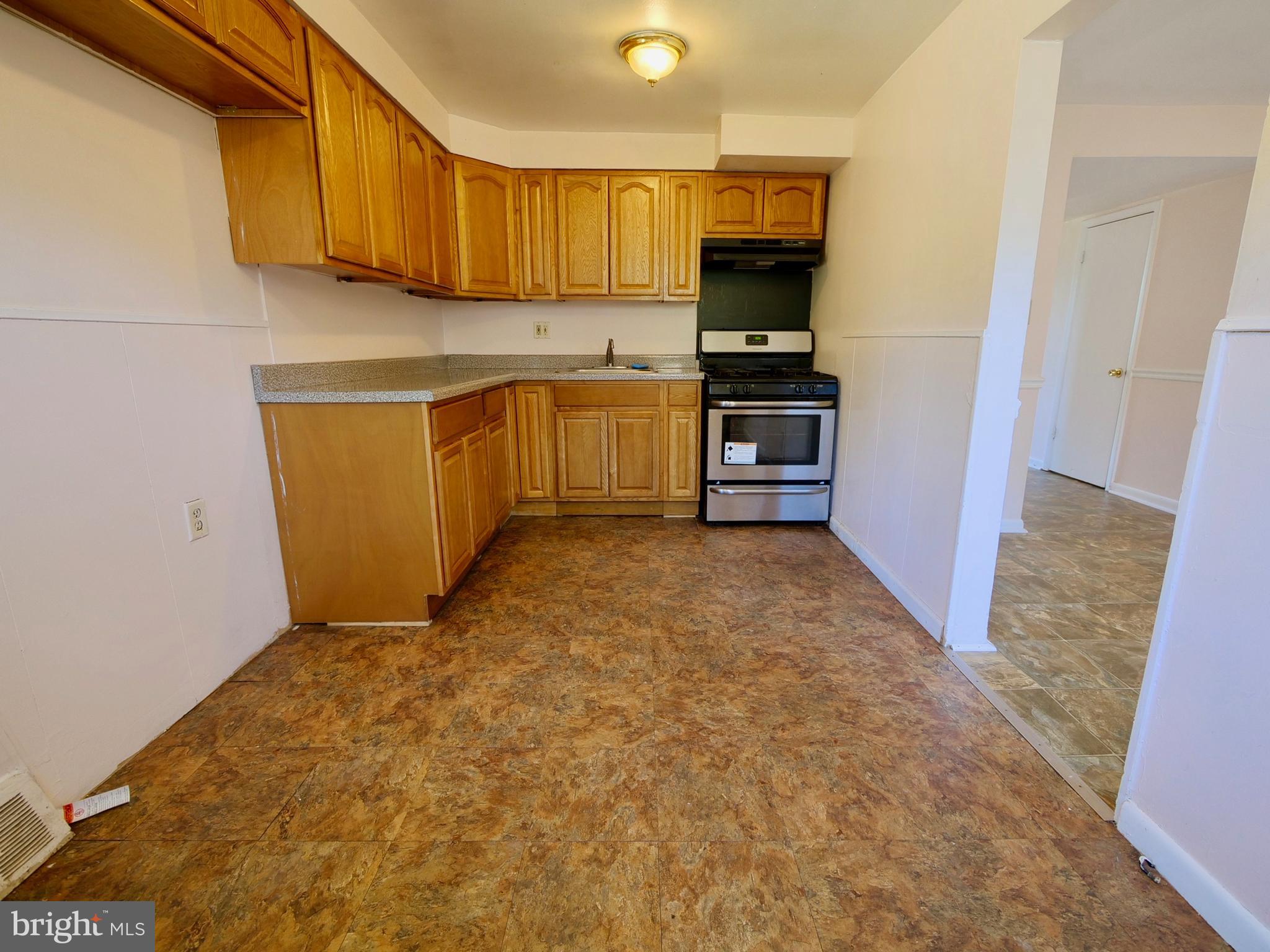 3918 Powell Road Brookhaven, PA 19015 - Photo 14 of 42
