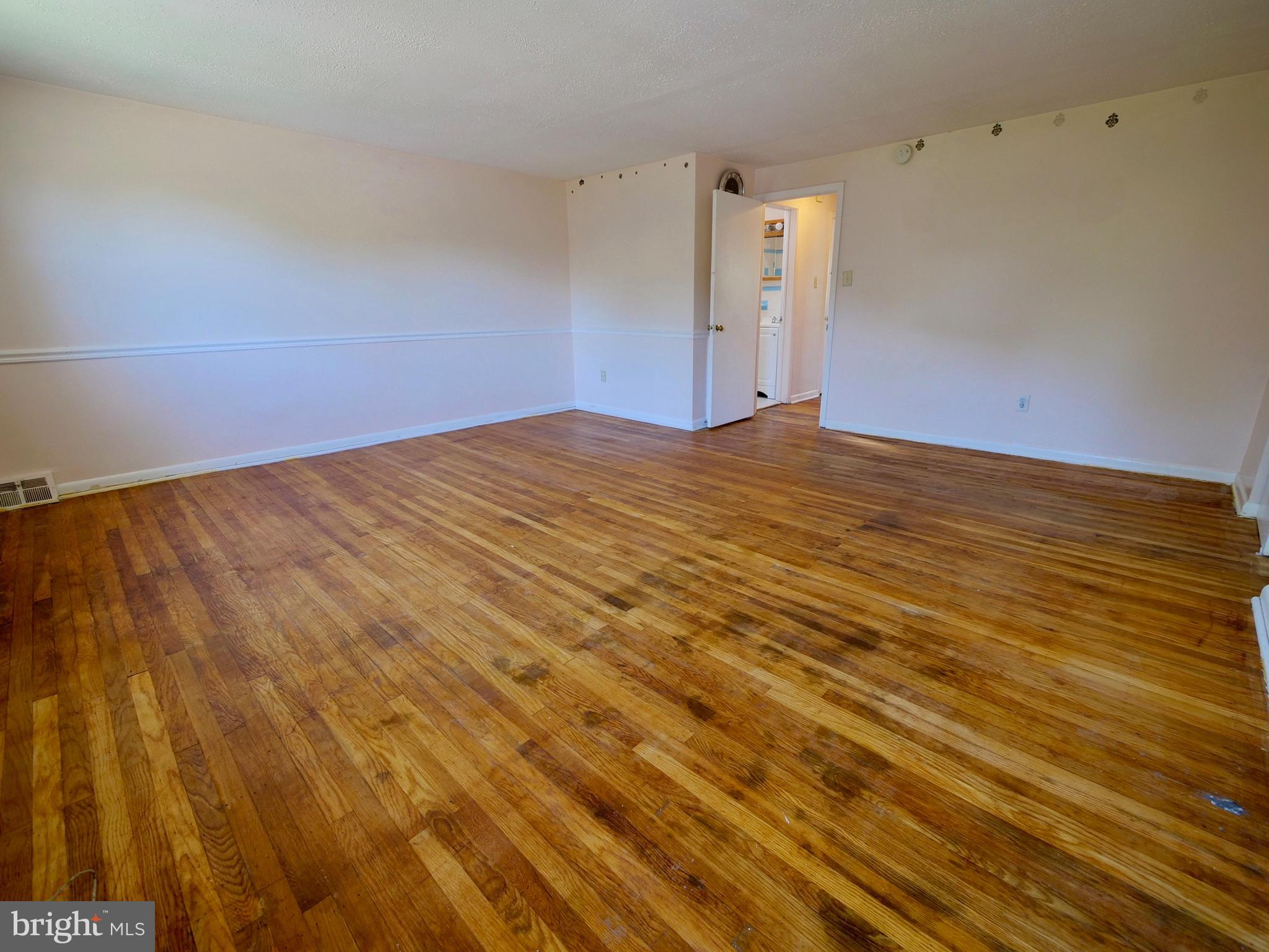 3918 Powell Road Brookhaven, PA 19015 - Photo 22 of 42
