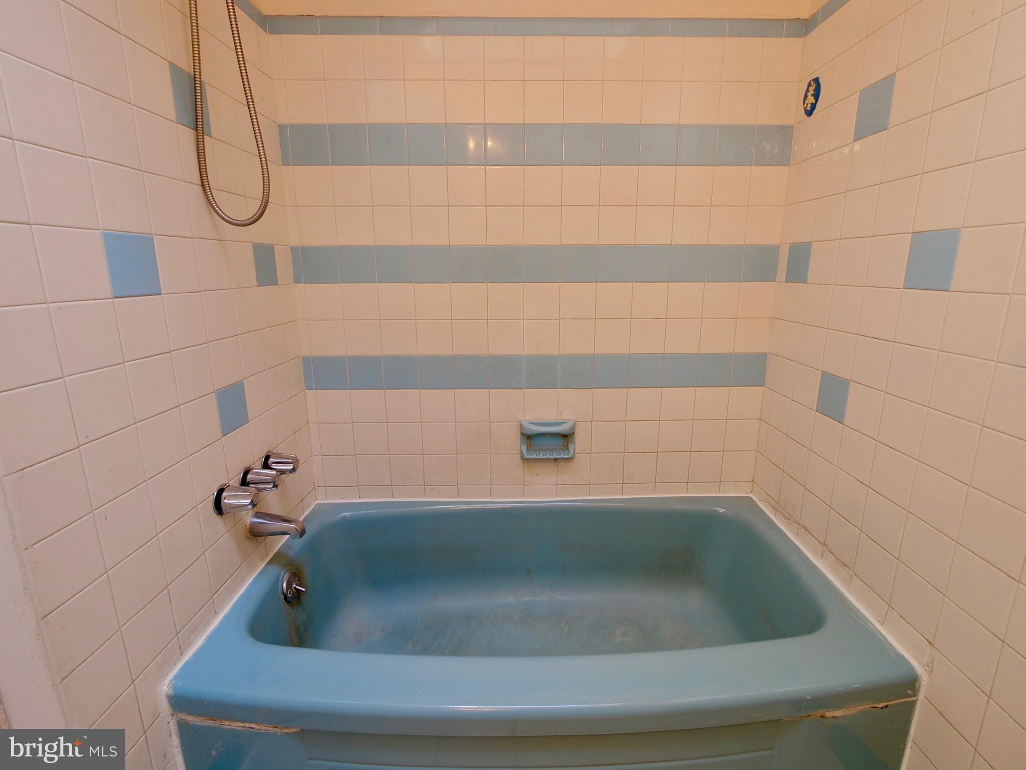 3918 Powell Road Brookhaven, PA 19015 - Photo 33 of 42