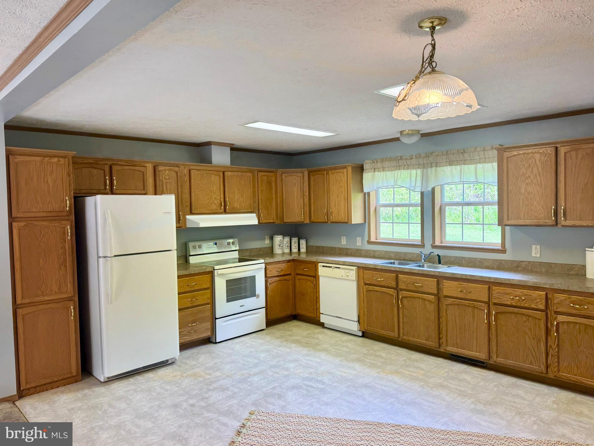 20102 Rock Oak Road Southwest Barton, MD 21521 - Photo 5 of 18 Gallery Image 5