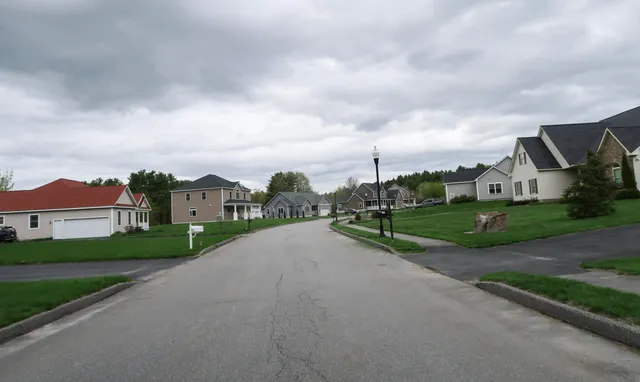 $73,900 | 78 Fieldstone Drive, Augusta, ME 04330