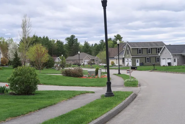 $73,900 | 78 Fieldstone Drive, Augusta, ME 04330