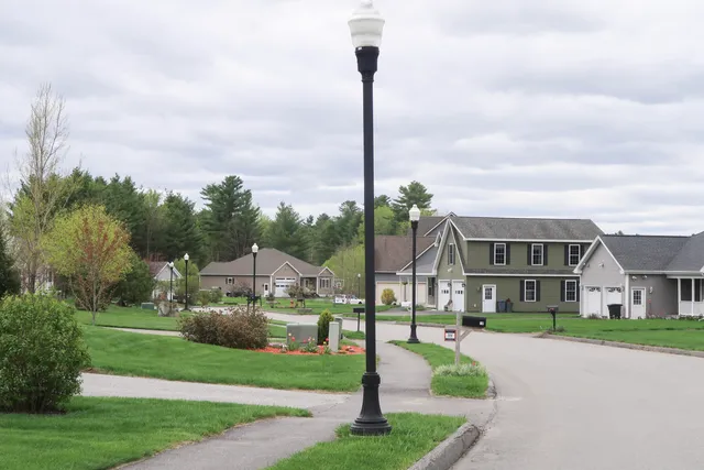 $73,900 | 78 Fieldstone Drive, Augusta, ME 04330