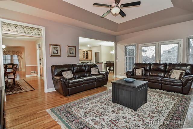 1452 Chelsea Lane Naperville, IL 60565 - Photo 8 of 20