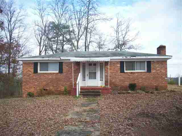 90 Lincoln Road Taylors, SC 29687 - Photo 1 of 7 Gallery Image 1