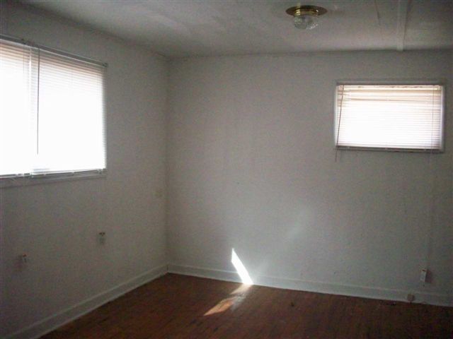 90 Lincoln Road Taylors, SC 29687 - Photo 2 of 7 Gallery Image 2
