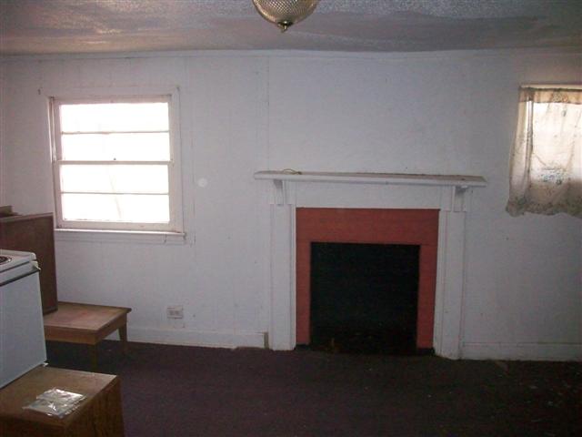 90 Lincoln Road Taylors, SC 29687 - Photo 6 of 7 Gallery Image 6