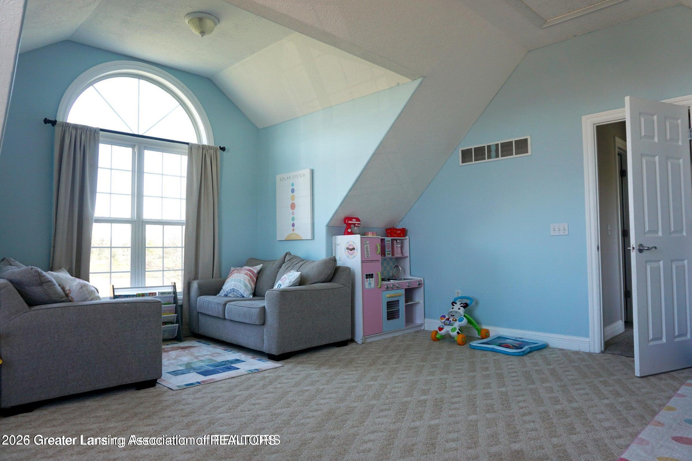 6480 Meridian Road Laingsburg, MI 48848 - Photo 45 of 91 20260401144422062489000000-o