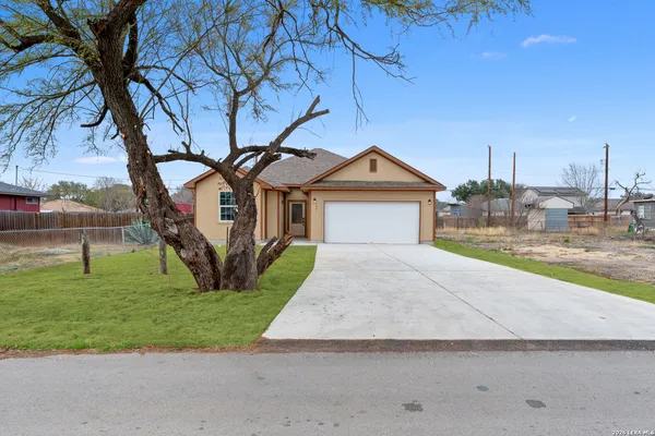 $265,000 | 221 Sligo Street, San Antonio, TX 78223